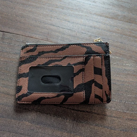 Marc Jacobs Cardholder - Picture 2 of 4